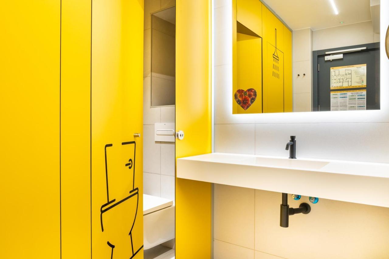 Petit Hostel Palacio Real Madrid Ngoại thất bức ảnh